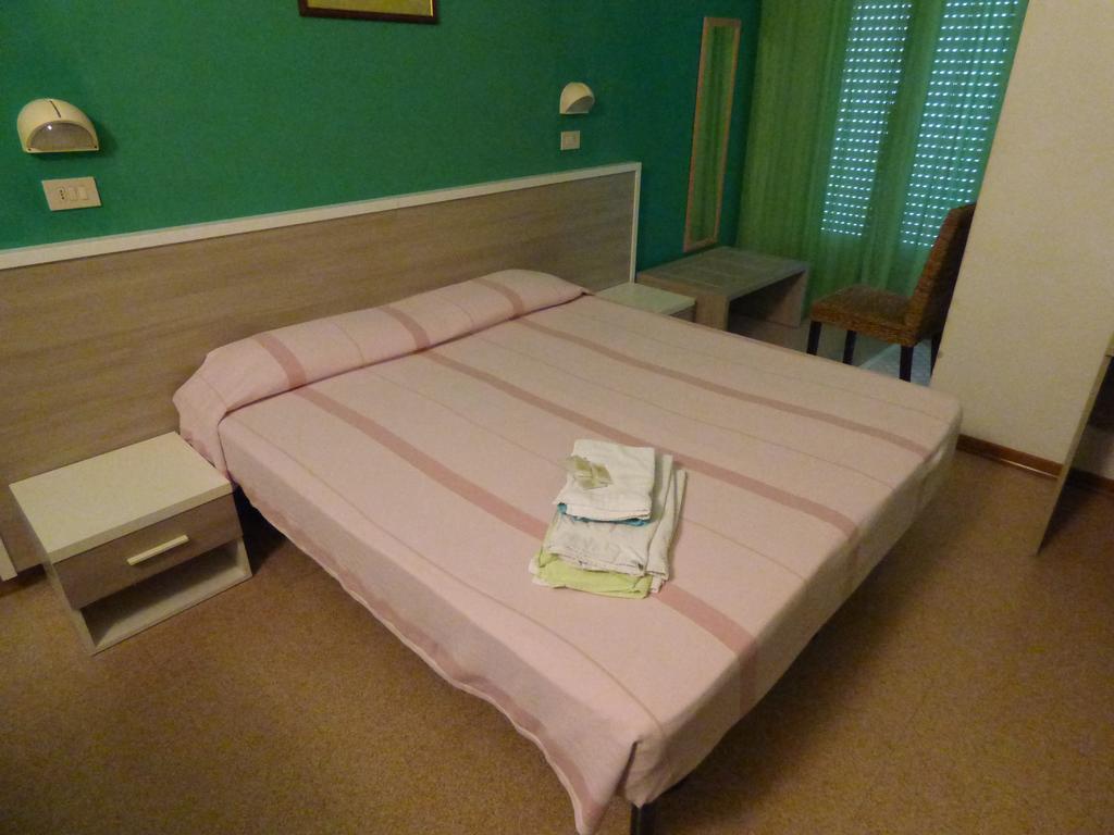 Consul Hotel 里米尼 外观 照片