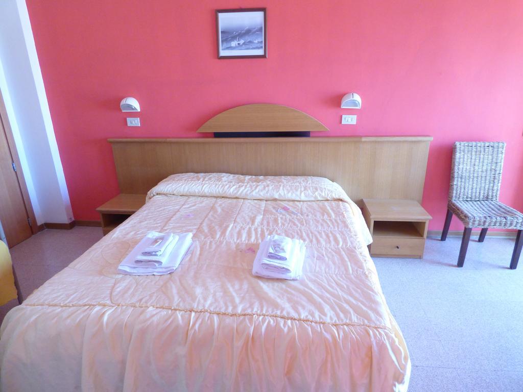 Consul Hotel 里米尼 外观 照片