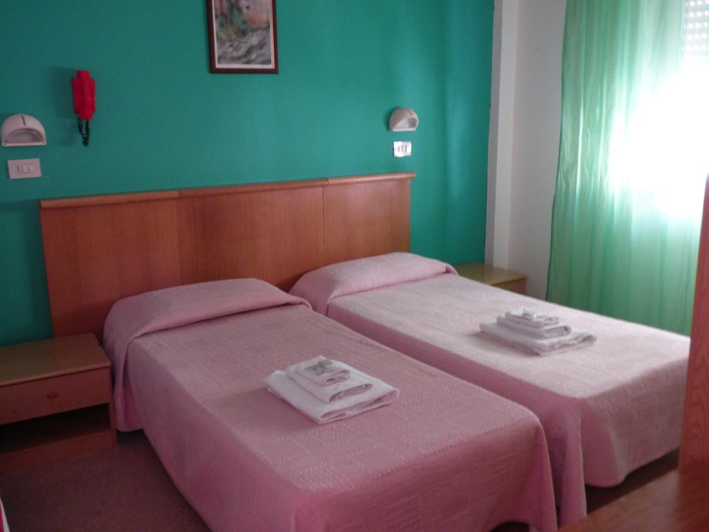 Consul Hotel 里米尼 外观 照片